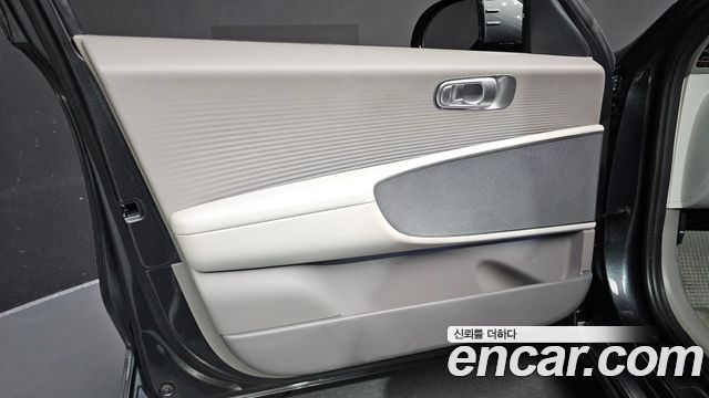Hyundai Ioniq 6 Long Range Exclusive + 2023 — фото 24