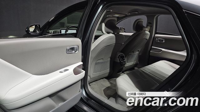 Hyundai Ioniq 6 Long Range Exclusive + 2023 — фото 26
