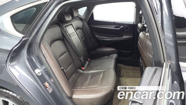 Hyundai Grandeur (IG) 3.0 Exclusive 2018 — фото 11