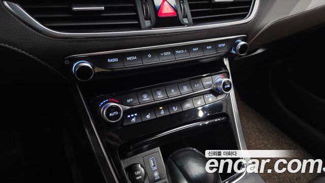 Hyundai Grandeur (IG) 3.0 Exclusive 2018 — фото 16