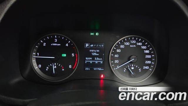 Hyundai Tucson Diesel 2.0 2WD Premium 2016 — фото 8