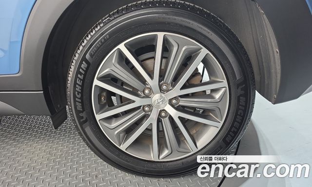 Hyundai Tucson Diesel 2.0 2WD Premium 2016 — фото 21