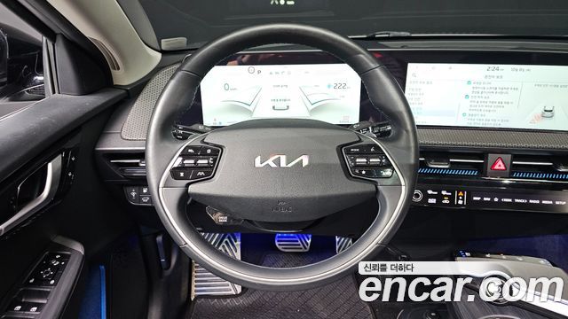 Kia EV6 Long Range Earth 2023 — фото 13