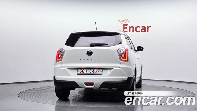 KG Mobility (SsangYong) Tivoli LX 2WD 2017 — фото 4