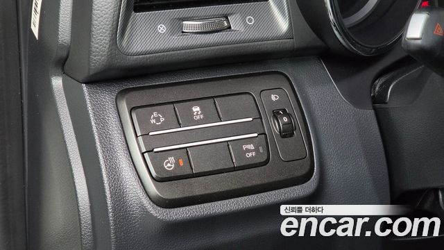 KG Mobility (SsangYong) Tivoli LX 2WD 2017 — фото 19