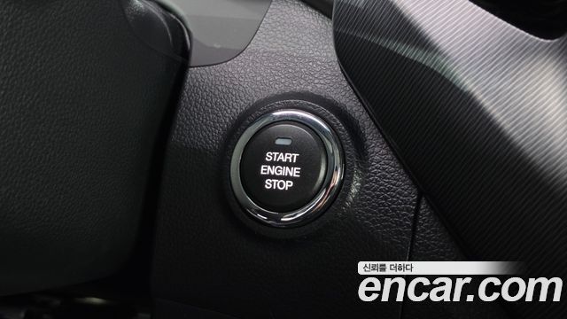 KG Mobility (SsangYong) Tivoli LX 2WD 2017 — фото 20