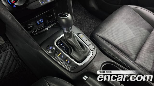 Hyundai Kona 1.6 Turbo 2WD Modern Art 2018 — фото 9