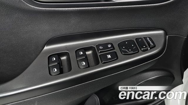 Hyundai Kona 1.6 Turbo 2WD Modern Art 2018 — фото 19