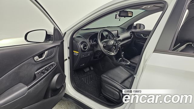 Hyundai Kona 1.6 Turbo 2WD Modern Art 2018 — фото 26