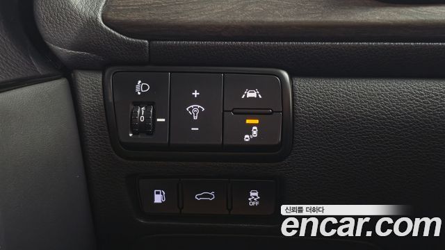 Kia K7 Premier 2.5 GDI Noblesse 2020 — фото 16