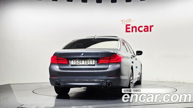 BMW 5 Series (G30) 520i Luxury 2018 — фото 4