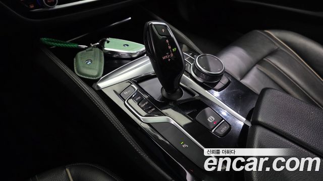 BMW 5 Series (G30) 520i Luxury 2018 — фото 9