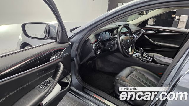 BMW 5 Series (G30) 520i Luxury 2018 — фото 10