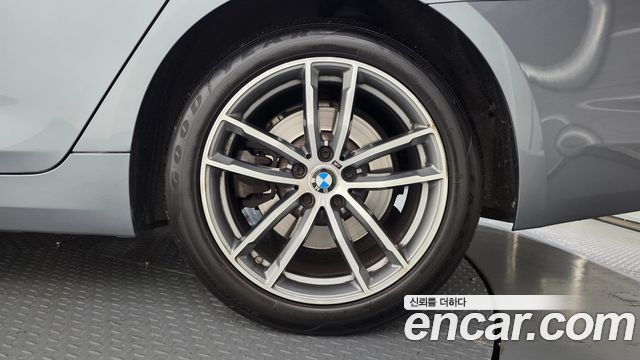 BMW 5 Series (G30) 520i Luxury 2018 — фото 21