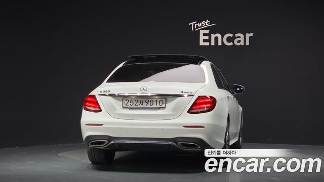 Mercedes-Benz E-Class (W213) E350 4MATIC AMG Line 2020 — фото 4