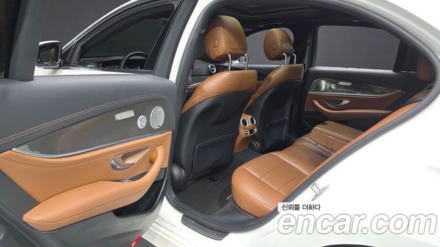 Mercedes-Benz E-Class (W213) E350 4MATIC AMG Line 2020 — фото 11