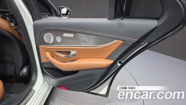 Mercedes-Benz E-Class (W213) E350 4MATIC AMG Line 2020 — фото 25