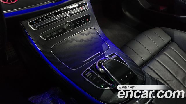Mercedes-Benz E-Class (W213) E220d Coupe 2019 — фото 17