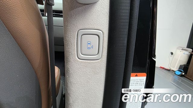 Hyundai Staria 4WD Camper Prestige Camper 4Seater 2023 — фото 33