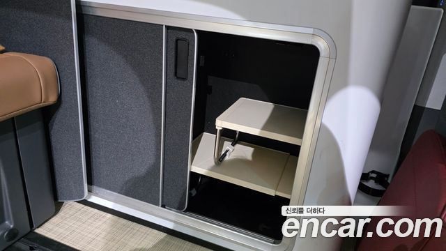 Hyundai Staria 4WD Camper Prestige Camper 4Seater 2023 — фото 37