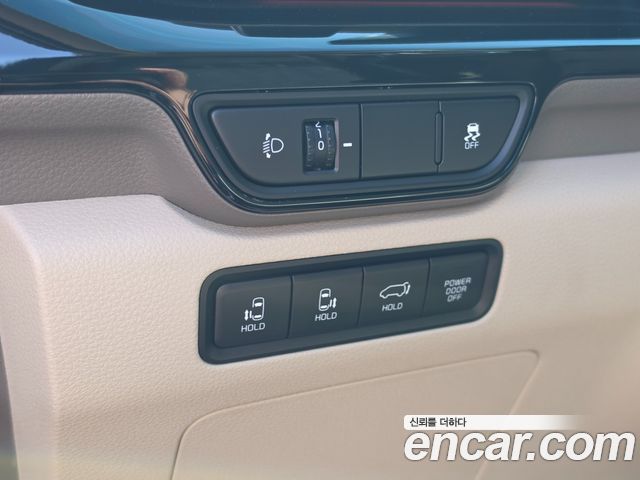 Kia Carnival (IV) Diesel 9-Seater Hi Limousine Signature 2024 — фото 17