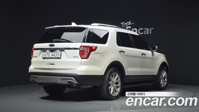 Ford Explorer 3.5 Limited 4WD 5th 2017 — фото 2