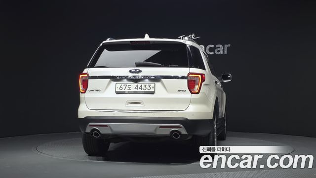 Ford Explorer 3.5 Limited 4WD 5th 2017 — фото 4