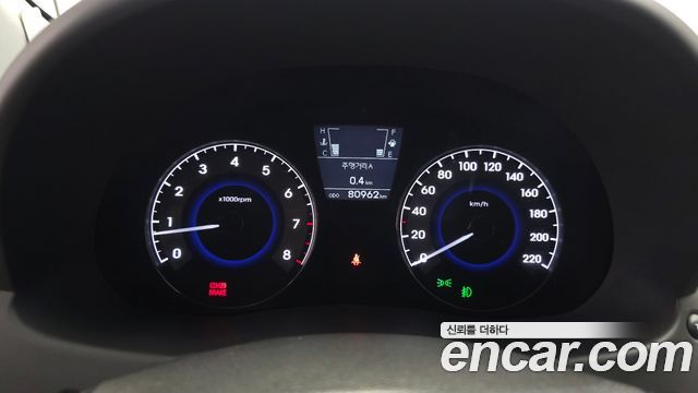 Hyundai Accent (New) 1.6 GDI Premier 2011 — фото 8