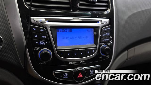 Hyundai Accent (New) 1.6 GDI Premier 2011 — фото 17