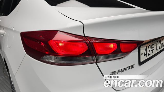 Hyundai Avante (AD) 1.6 GDI Value Plus 2017 — фото 23