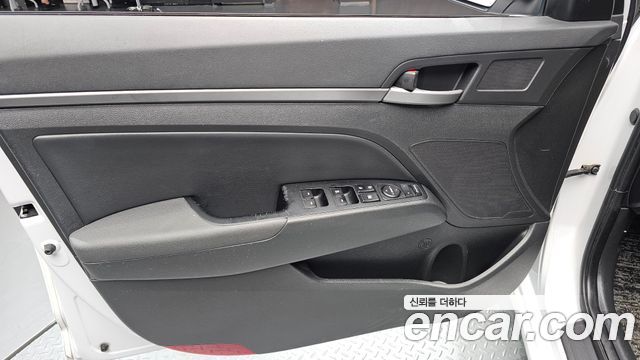 Hyundai Avante (AD) 1.6 GDI Value Plus 2017 — фото 24
