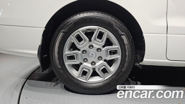 Hyundai Grand Starex Van 5-Seater Modern 2018 — фото 5