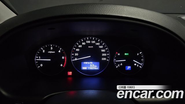 Hyundai Grand Starex Van 5-Seater Modern 2018 — фото 8