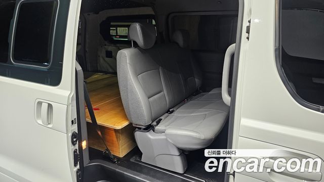 Hyundai Grand Starex Van 5-Seater Modern 2018 — фото 11