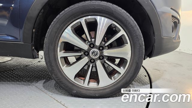 KG Mobility (SsangYong) Korando C 2.0 CVT 2WD Deluxe 2014 — фото 21