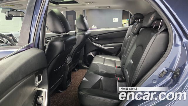 KG Mobility (SsangYong) Korando C 2.0 CVT 2WD Deluxe 2014 — фото 26