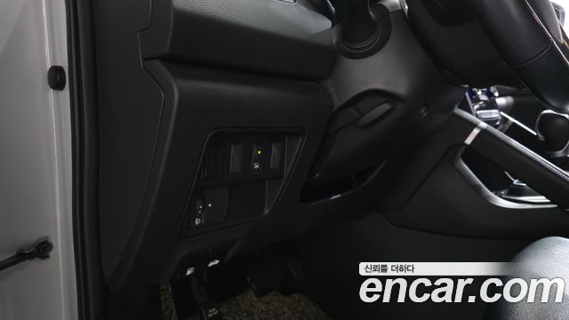 Renault Korea QM6 2.0 LPe LE 2WD 2020 — фото 30