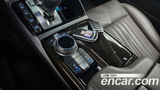 Genesis EQ900 3.3 T-GDI AWD Premiun Luxury 2018 — фото 9