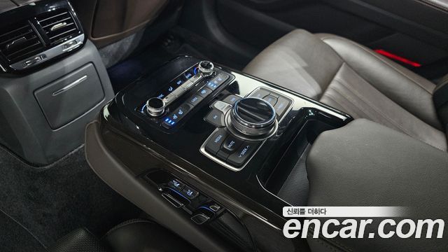 Genesis EQ900 3.3 T-GDI AWD Premiun Luxury 2018 — фото 18