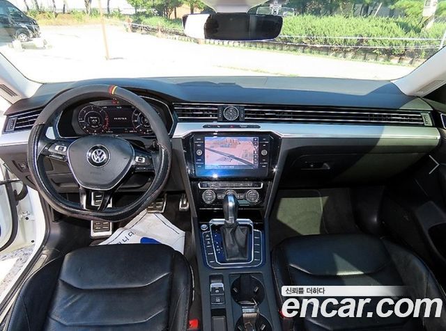 Volkswagen Arteon 2.0 TDI Premium 2019 — фото 7