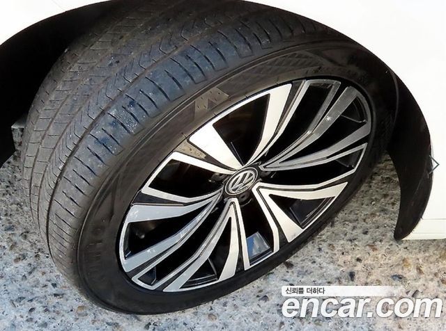 Volkswagen Arteon 2.0 TDI Premium 2019 — фото 24