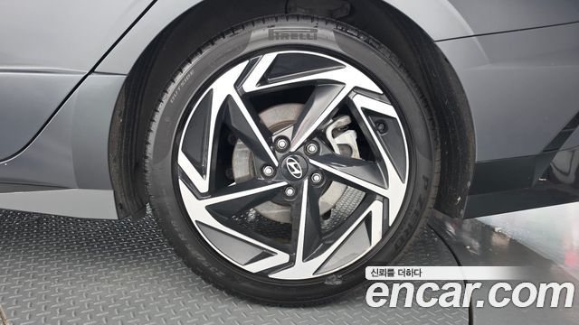 Hyundai Sonata The Edge (DN8) 1.6 Turbo Exclusive 2024 — фото 21