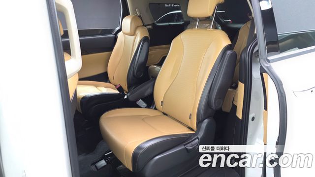Kia Carnival (IV) Diesel 9-Seater Signature 2023 — фото 12