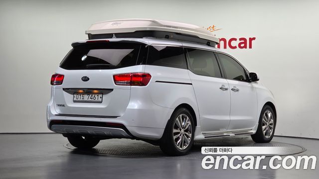 Kia Carnival 9-seater Prestige 2017 — фото 2