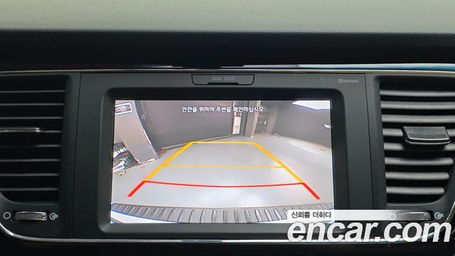 Kia Carnival 9-seater Prestige 2017 — фото 16