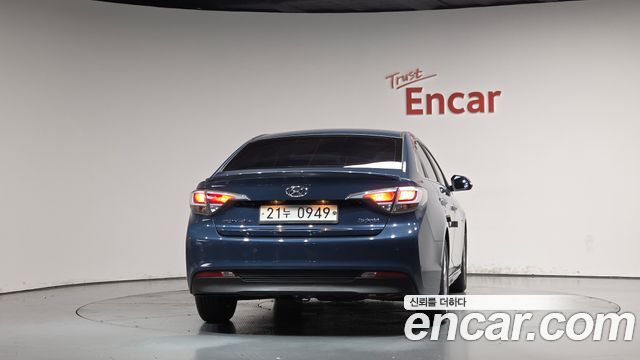 Hyundai Sonata Hybrid (LF) 2.0 HEV Modern 2016 — фото 4
