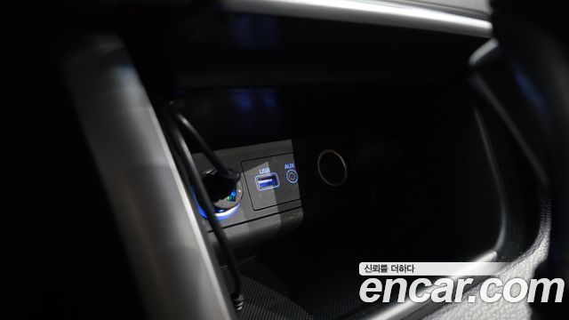 Hyundai Sonata Hybrid (LF) 2.0 HEV Modern 2016 — фото 33