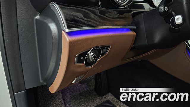 Mercedes-Benz E-Class (W213) E200 Avantgarde 2018 — фото 19