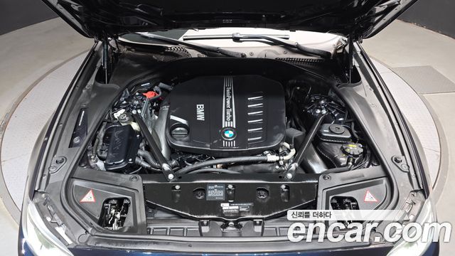 BMW 5 Series (F10) 530d xDrive M Aero Dynamic 2015 — фото 6