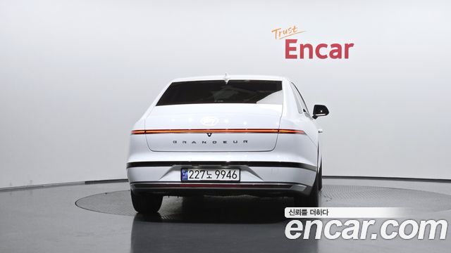 Hyundai Grandeur Hybrid (GN7) Premium 2023 — фото 4
